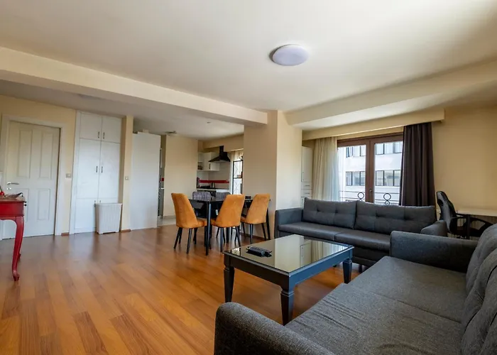 Spacious One Bedroom With View And Elevator 公寓 伊斯坦布尔