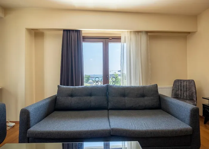 Spacious One Bedroom With View And Elevator 公寓 伊斯坦布尔